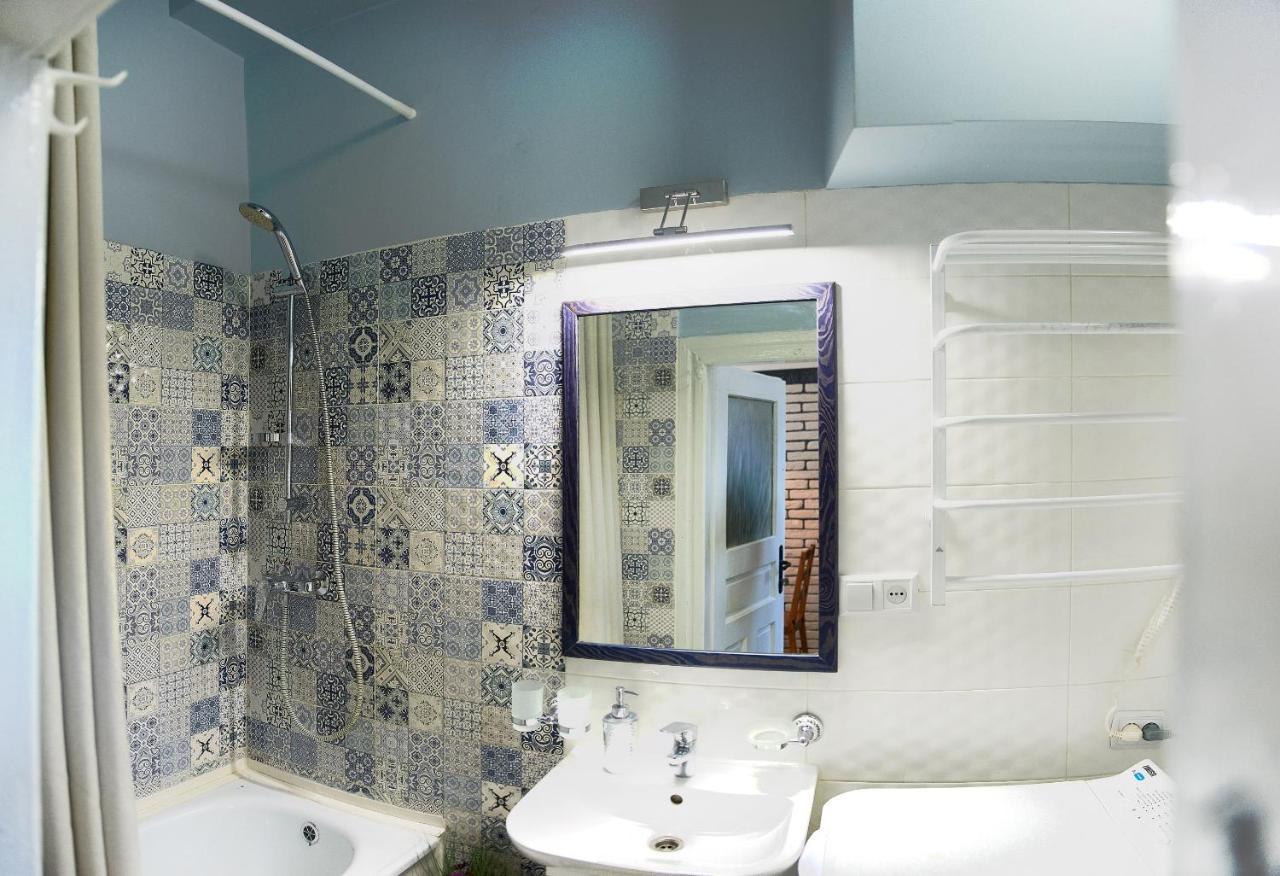 Stylish Apartments In The Center Lviv Luaran gambar